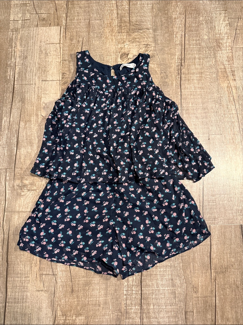 5/$15 abercrombie kids Navy Floral Romper with Pink & Teal Accents 11/12